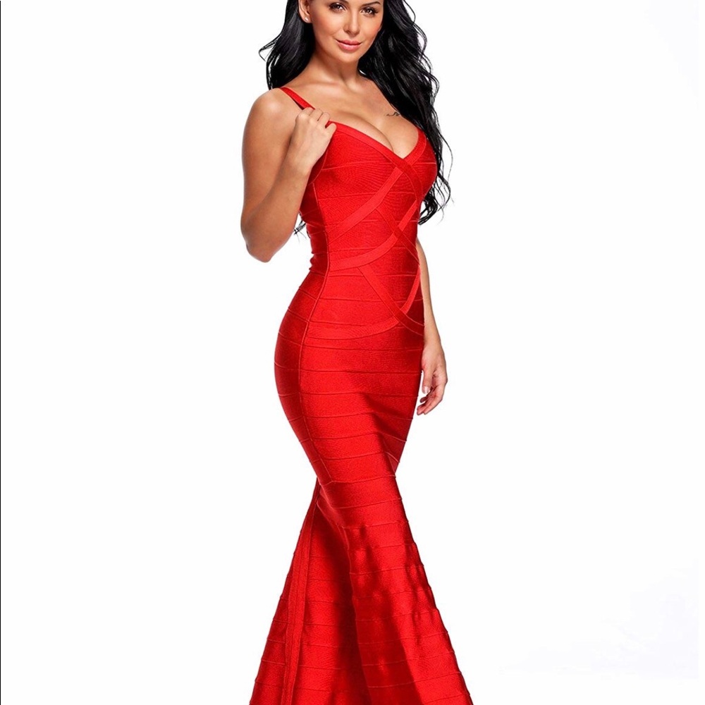 Stunning red v neck mermaid dress
